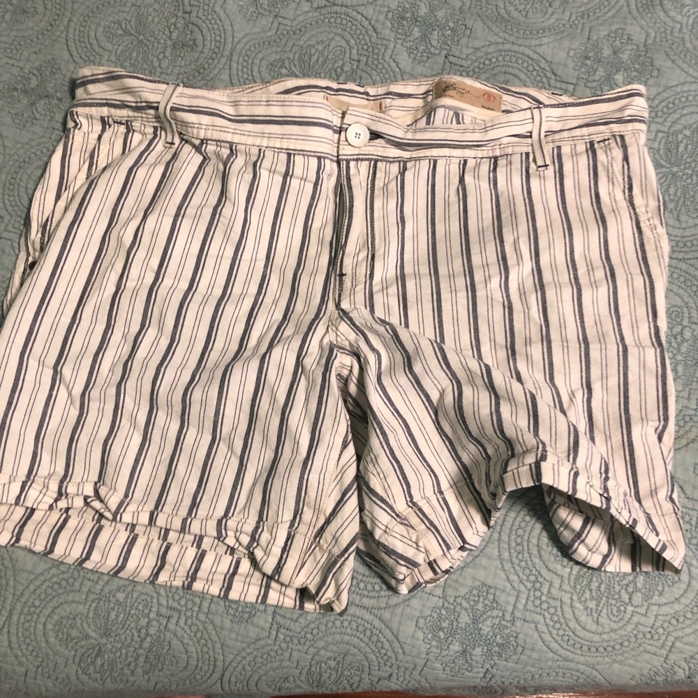 GAP linen shorts